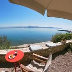 Holiday home 1876 Traditional Seafront