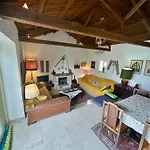 1876 Traditional Seafront Holiday home *