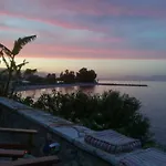 1876 Traditional Seafront Kiveri