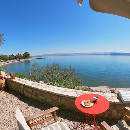 펜션 1876 Traditional Seafront