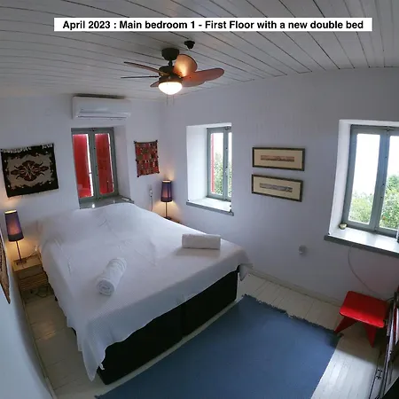 1876 Traditional Seafront 펜션