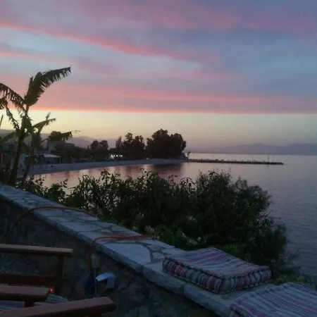 1876 Traditional Seafront Kivéri