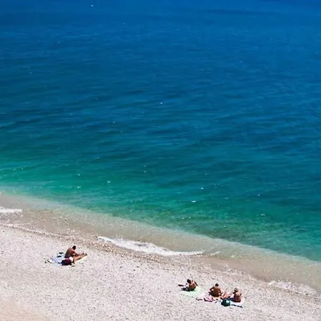 בית נופש 1876 Traditional Seafront *