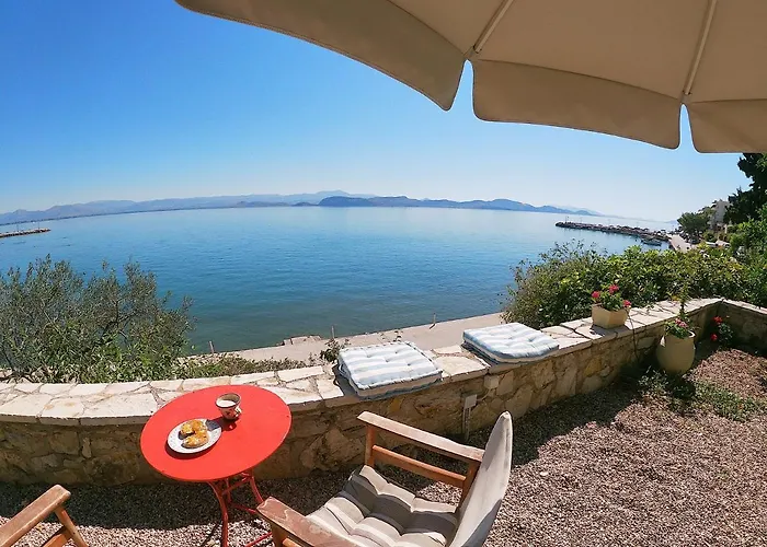 Casa de Férias 1876 Traditional Seafront