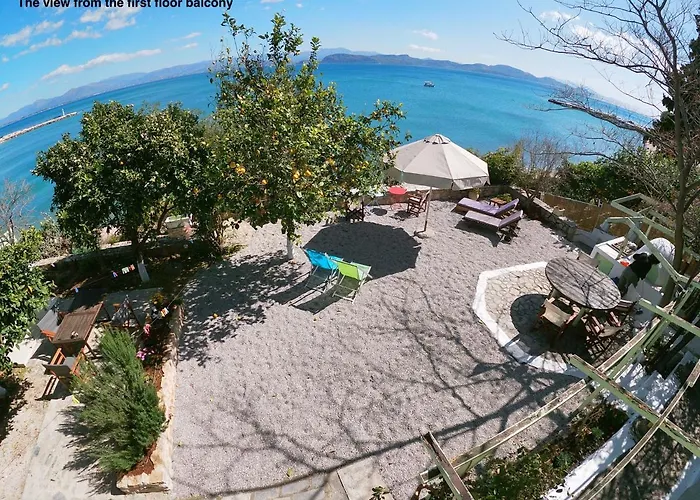 1876 Traditional Seafront Casa de Férias