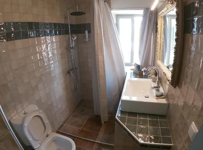 Casa de Férias 1876 Traditional Seafront Kivérion