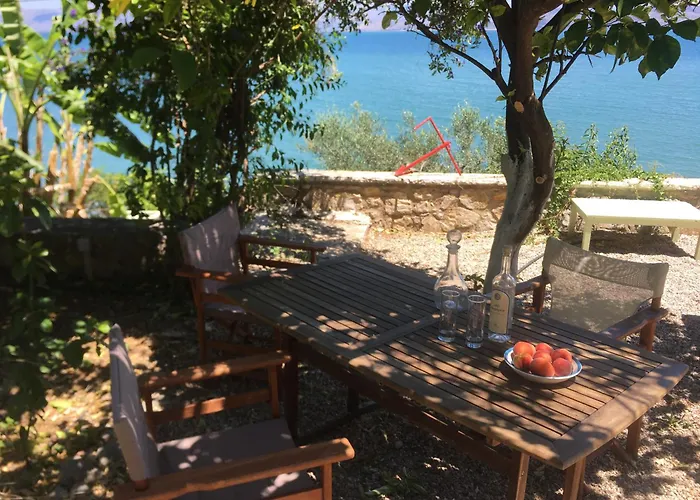 1876 Traditional Seafront Casa de Férias