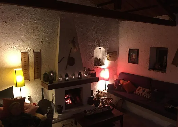 Casa de Férias 1876 Traditional Seafront Kivérion