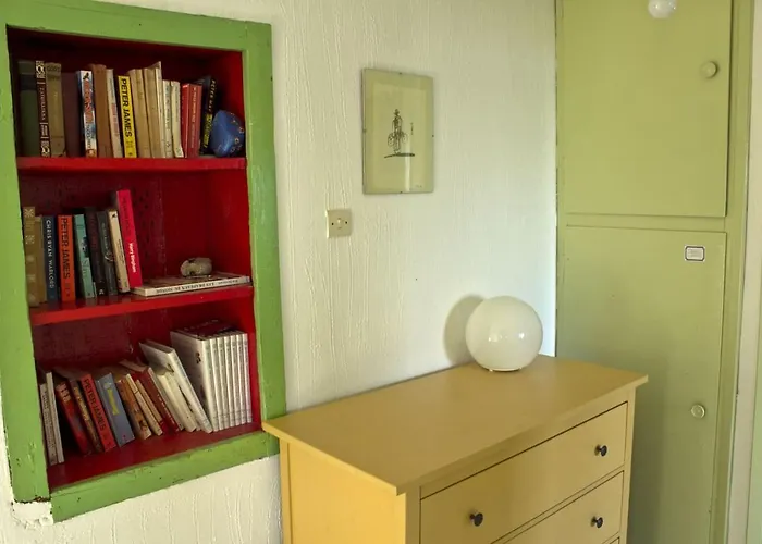 1876 Traditional Seafront * Kivérion